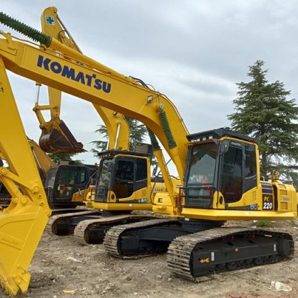 2023 KOMATSU pc220-8