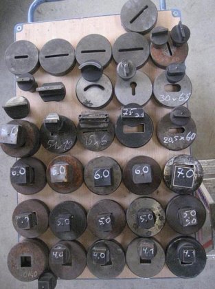 印章和模具 Mubea