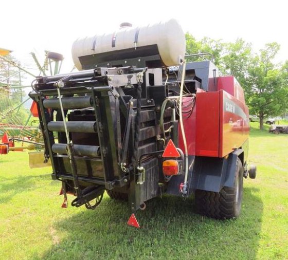 2002 Case IH LBX 331