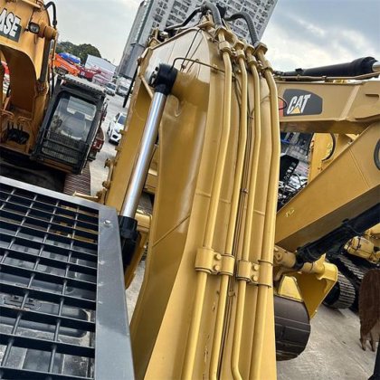 2023 CATERPILLAR 330D