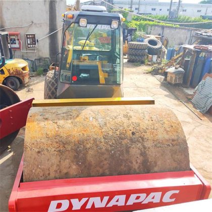 DYNAPAC CA301D