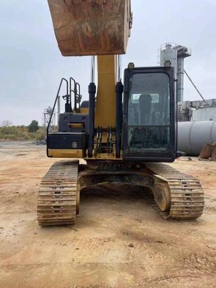 CAT 320E