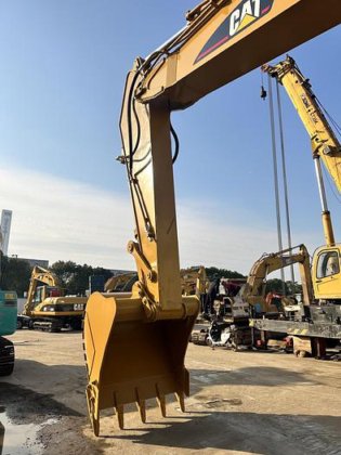 2022 CATERPILLAR 330BL