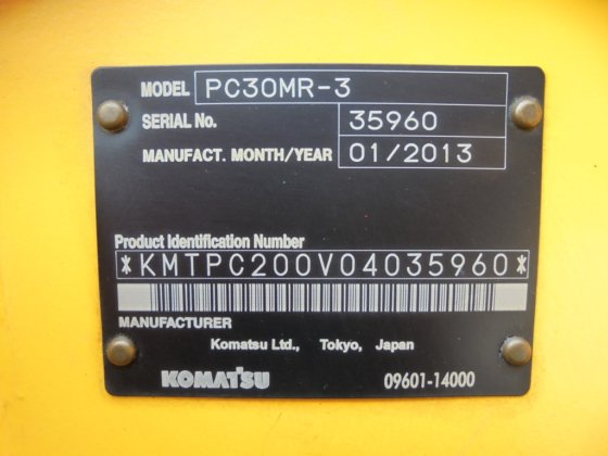 2013 コマツ PC30MR-3
