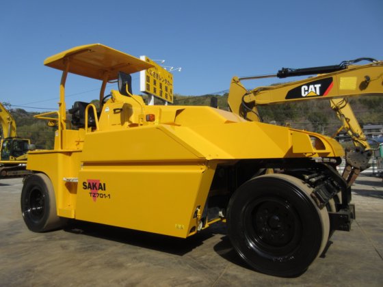 2011 酒井重工業 TZ701-1