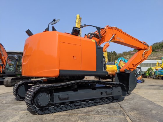 2017 日立建機 ZX225USR-6