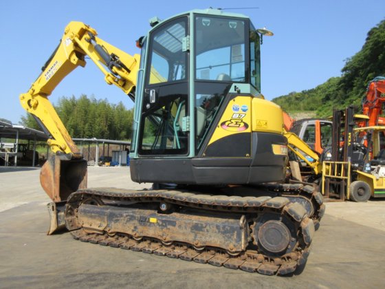 2013 ヤンマーディーゼル B7-5B