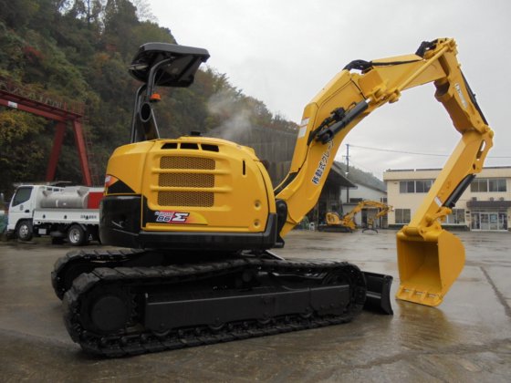 2011 ヤンマーディーゼル B6-6A