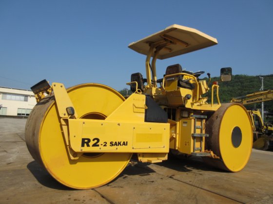 2013 酒井重工業 R2-2