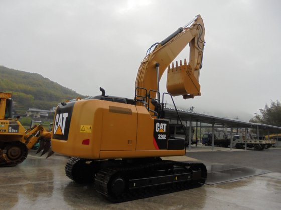 2017 キャタピラー 320E-2