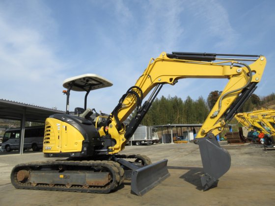 2015 ヤンマーディーゼル ViO45-6