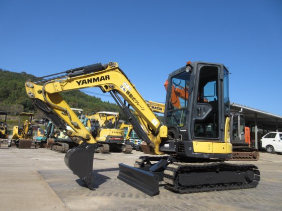 2018 ヤンマーディーゼル ViO30-6