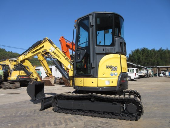 2018 ヤンマーディーゼル ViO30-6