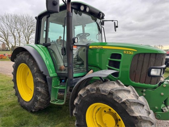 2013 John Deere 6330
