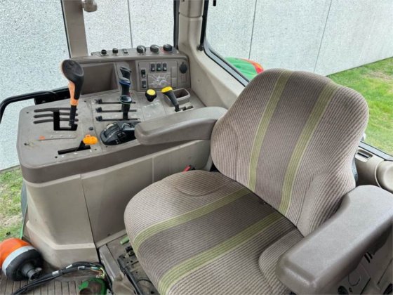 2013 John Deere 6330