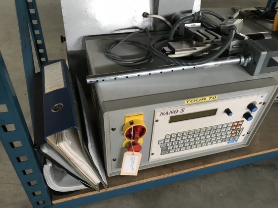 数値制御 "イニス "タイプ ナノS