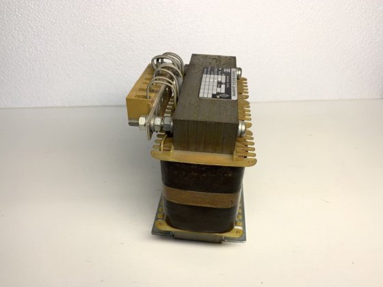 AUTO-TRANSFORMATEUR “TECHNO-VOLT” TYPE 1000-VA