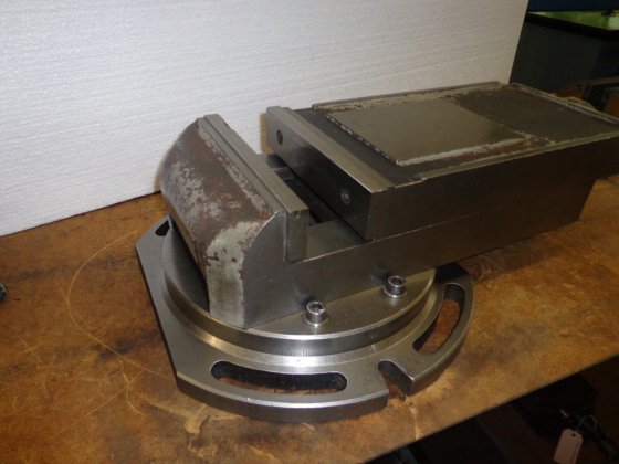 バイス"" ジョー幅 200 mm