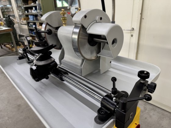 研削盤アガソン175-a型