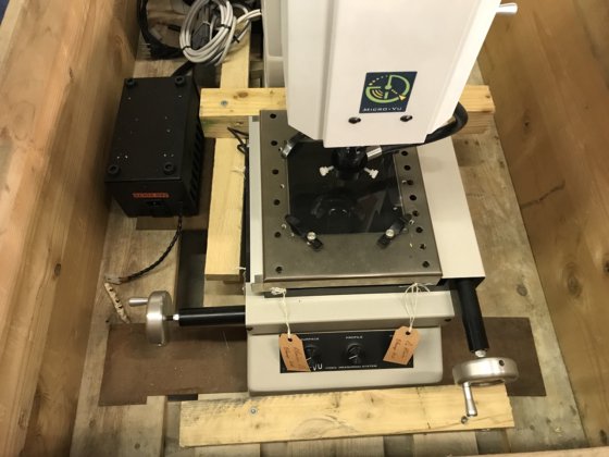 测量显微镜 "微伏 "型矢量