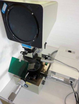 MA172 型 "奥贝尔 "测量投影仪