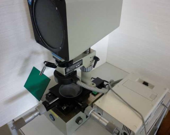 MA172 型 "奥贝尔 "测量投影仪