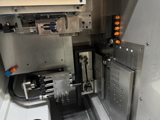 数控滑动头架自动车床 Tornos Deco 10