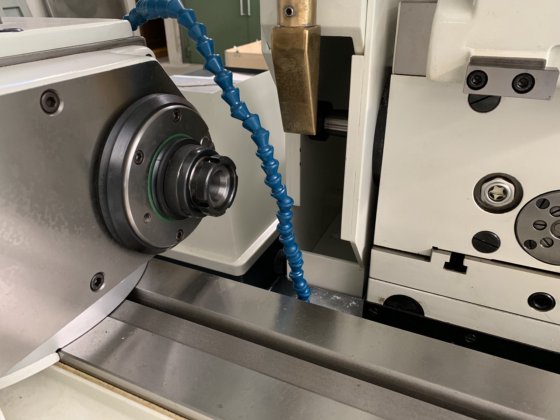 円筒研削盤 チュ-ディン HTG-610