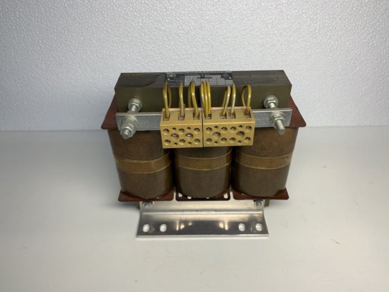 技术伏特 "2000-VA 型自耦变压器