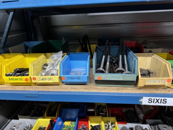 为六号机床提供的大量配件