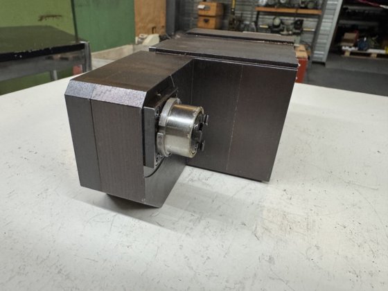 T-A 型 "TORNOS "多边形加工机