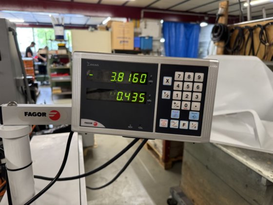 KELLENBERGER 600-U RONDSLIJPMACHINE