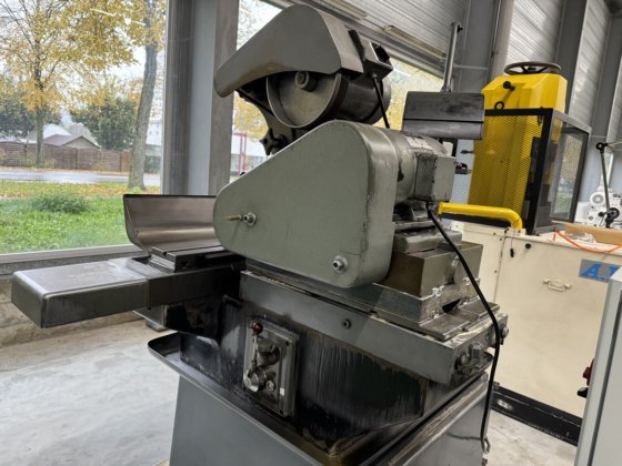 HTG-400 型 "TCHUDIN "外圆磨床