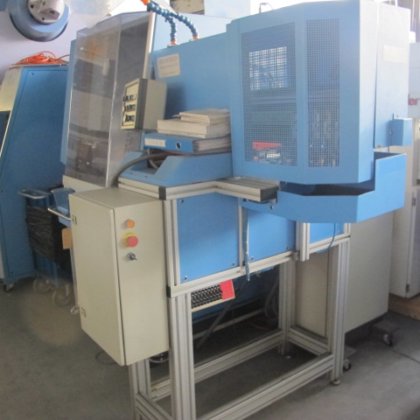 マシニングセンター "アルマック "タイプCU-1005