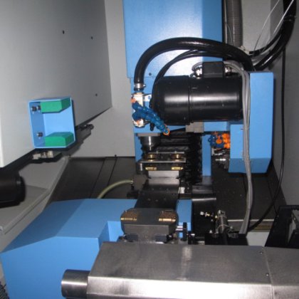 CU-1005 型 "Almac "加工中心