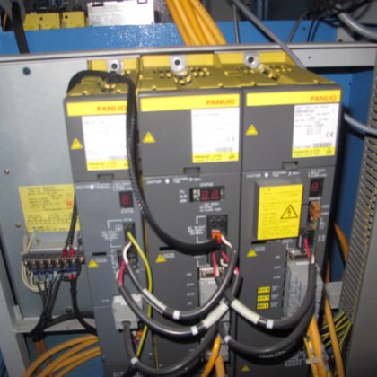 マシニングセンター "アルマック "タイプCU-1005