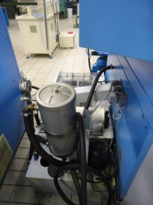 マシニングセンター "アルマック "タイプCU-1005