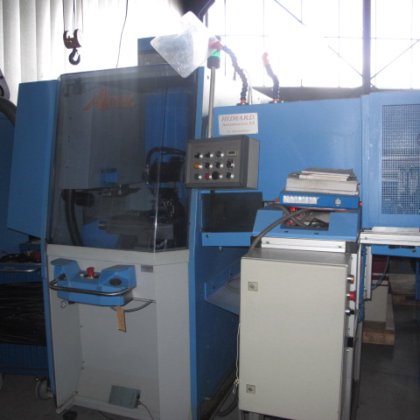 マシニングセンター "アルマック "タイプCU-1005