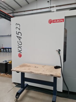 KXG 45-23 型 "HURON "加工中心