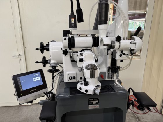 万能磨床 EWAG WS-11