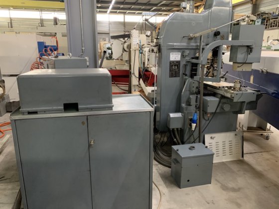 豪瑟 "3-SMO 型坐标磨床