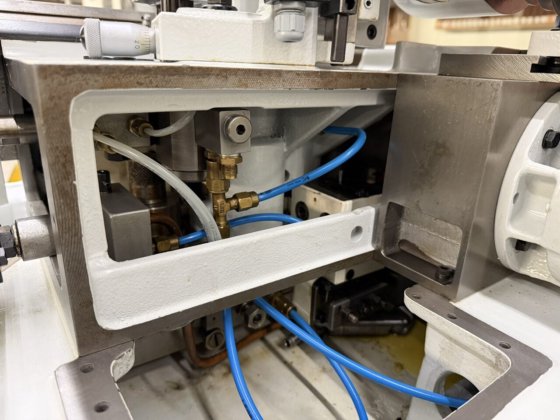 Wahli W-90 ホブ盤