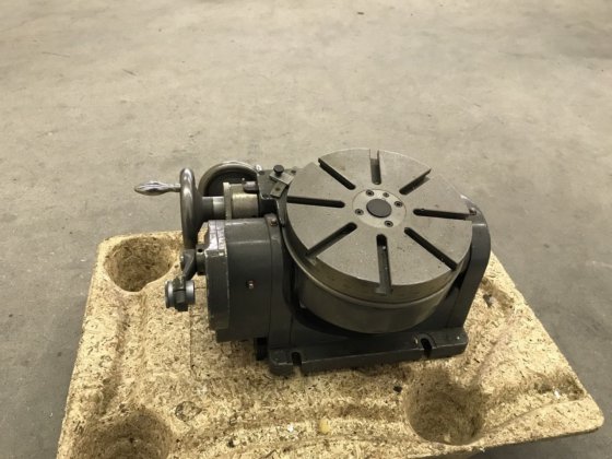 CIRCULAR E AJUSTÁVEL. MESA "HAUSER"