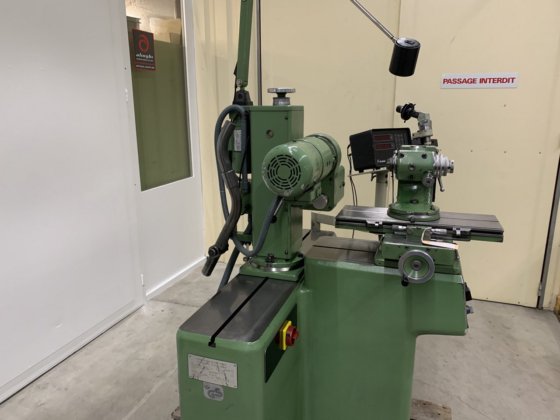GRINDING MACHINE “DECKEL” TYPE S-11