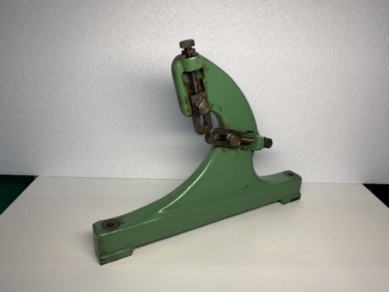 坚固的 LUENETTE""，带 2 个烘焙器