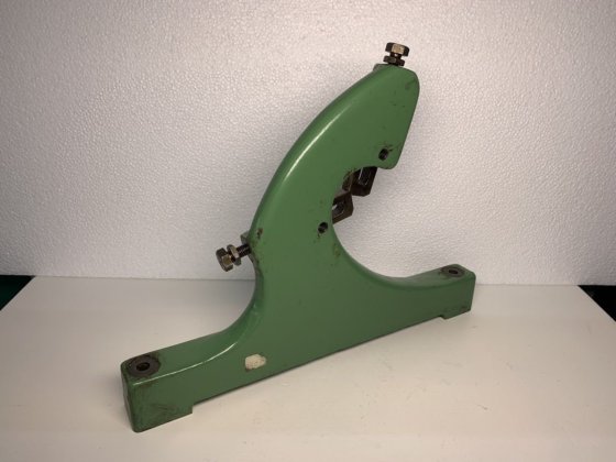 坚固的 LUENETTE""，带 2 个烘焙器