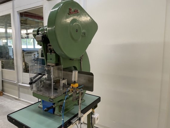 エキセントリックプレス "ボイトラー "D8-200