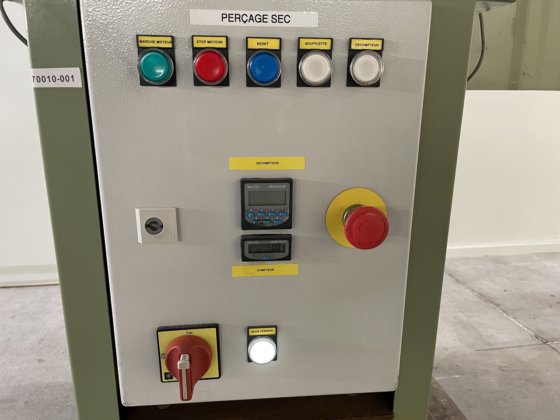 偏心压力机 "BEUTLER" D8-200