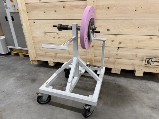 Studer社製研削砥石用バランス調整システム