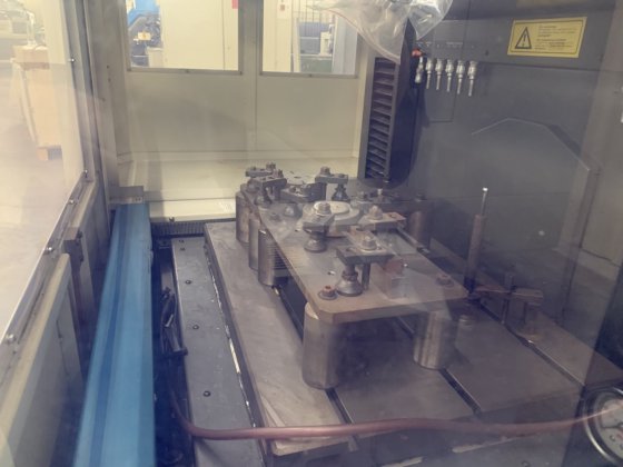 三菱 "EA12-VM 型压铸机